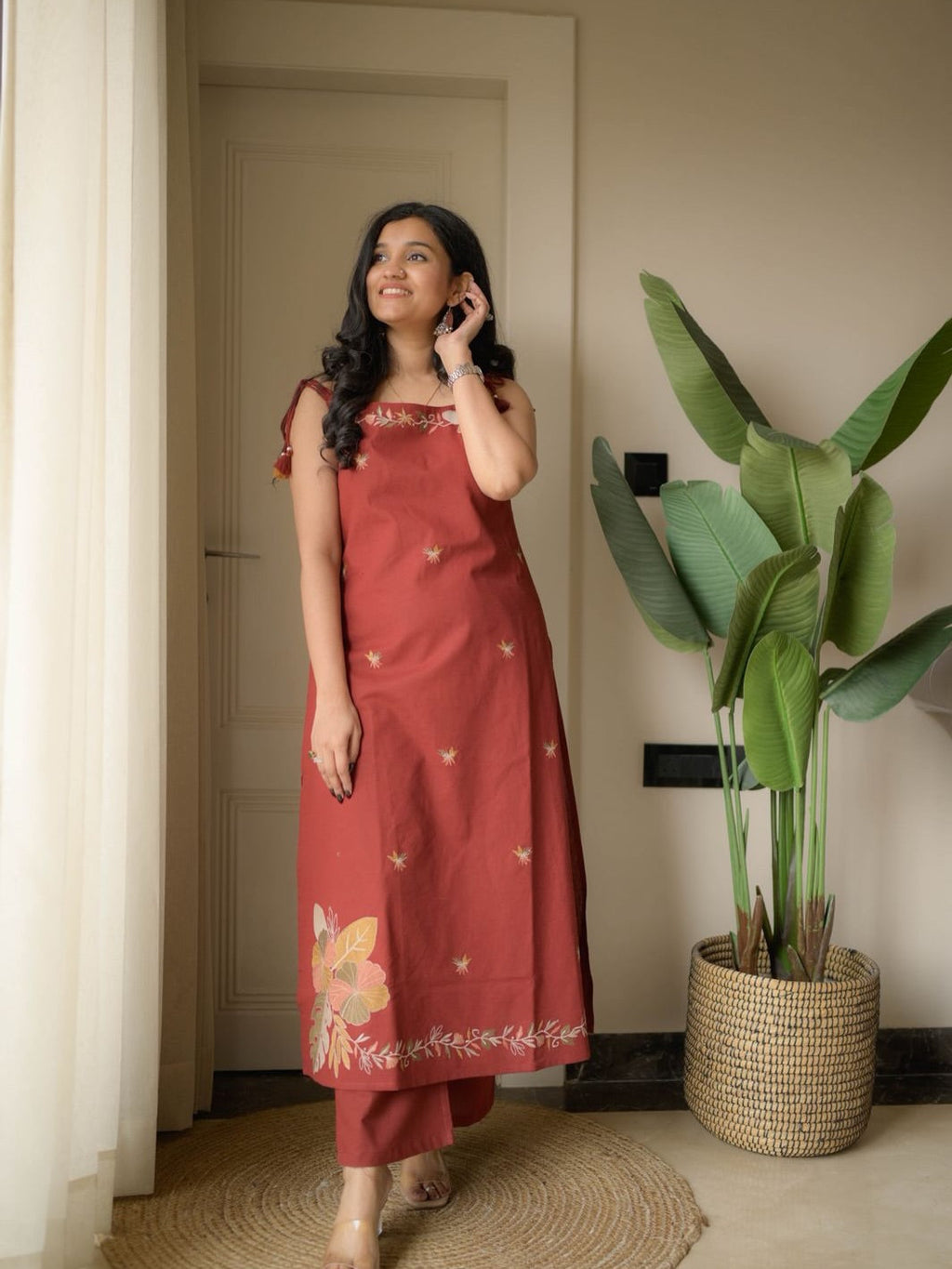 A beautiful 3 piece set & New Premium Pure softy chiffon anarkali Kurti