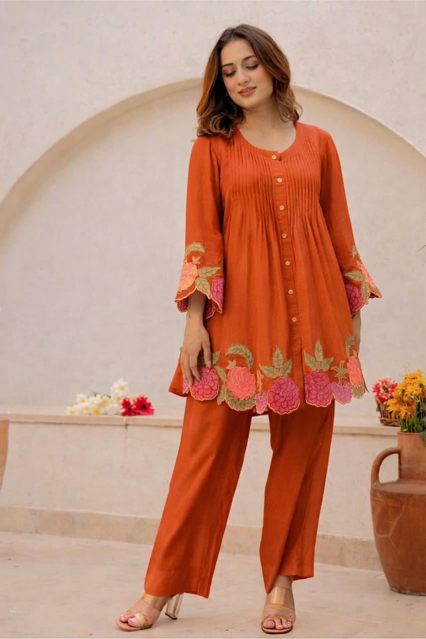 🌸 Floral Bloom Co-ord Set | Cotton 60×60 Where Comfort Meets Elegance