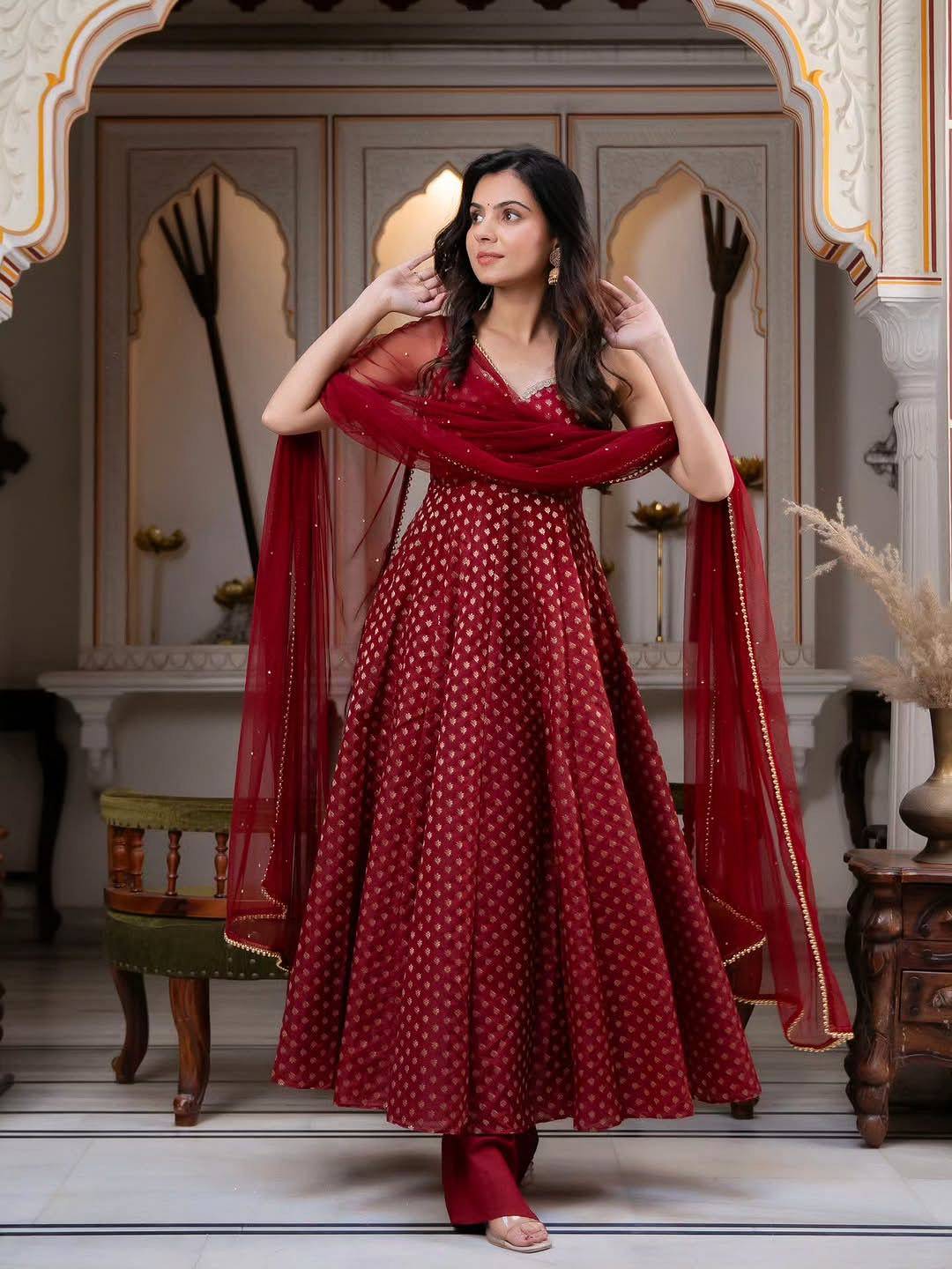 Model wearing maroon Chanderi Jacquard Anarkali Set with dupatta