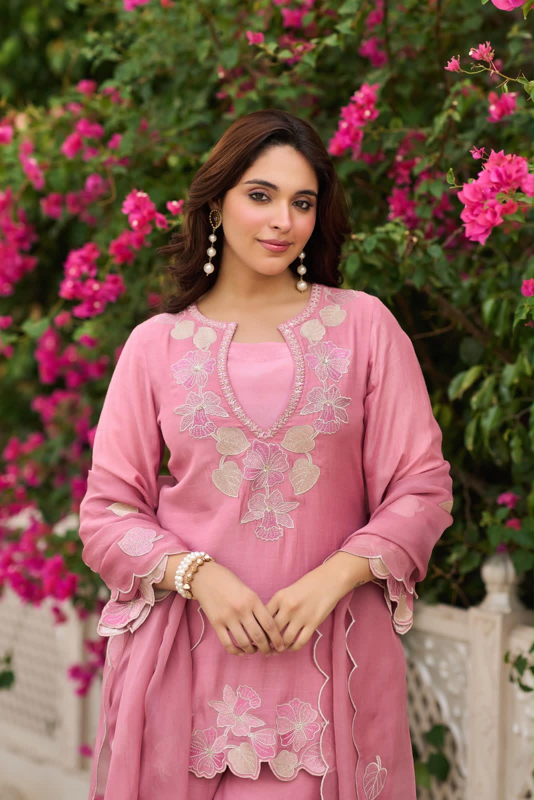 Close-up of Dusty Rose embroidered georgette dupatta with floral embroidery and lace border