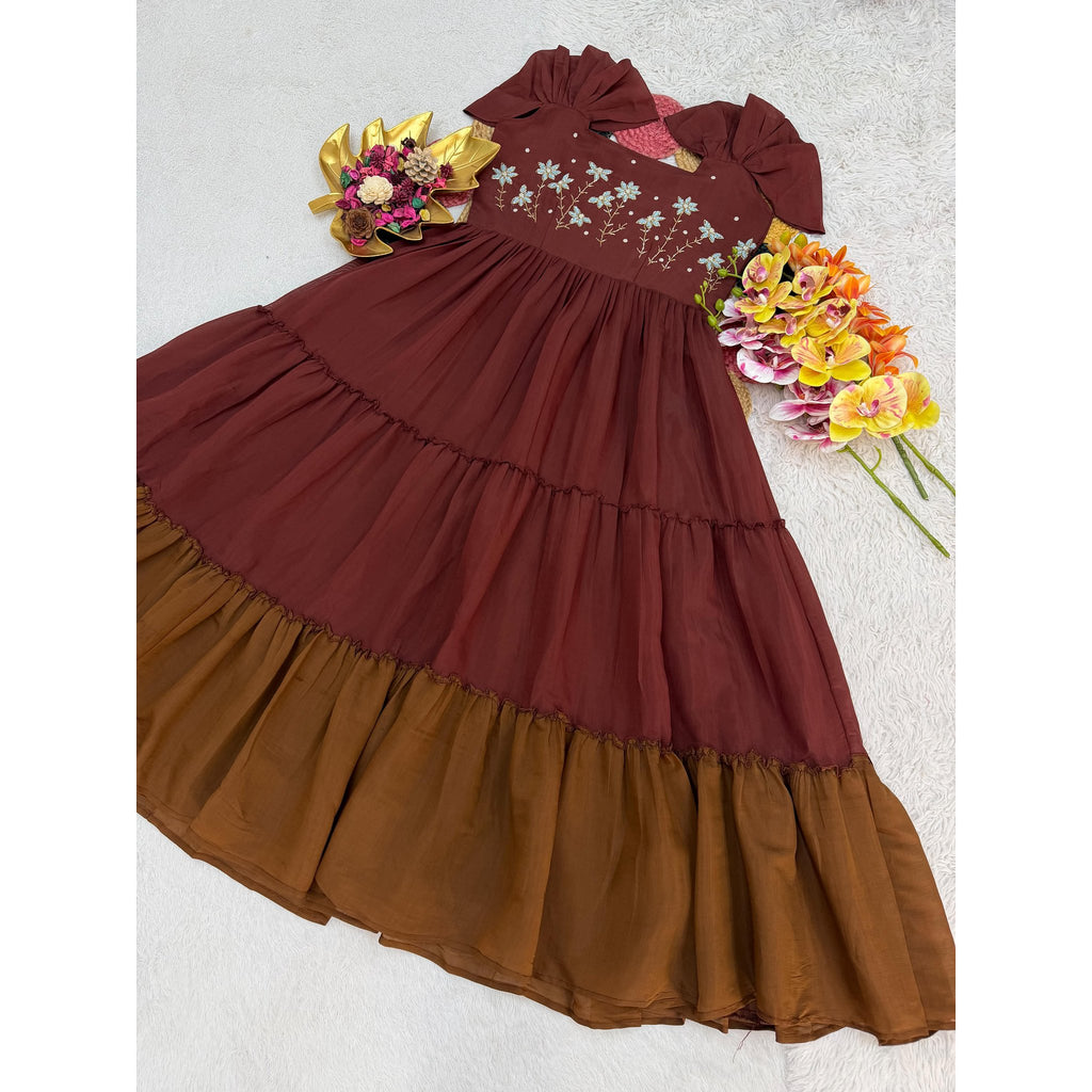 mull-cotton-gown-maggam-work-maroon-flatlay-ds28.jpg